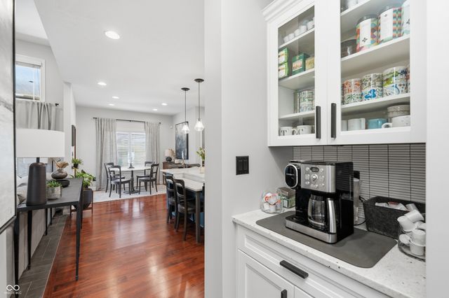 751 Willow Pointe South Drive, Plainfield, IN 46168