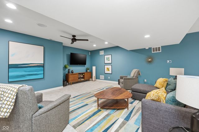 751 Willow Pointe South Drive, Plainfield, IN 46168