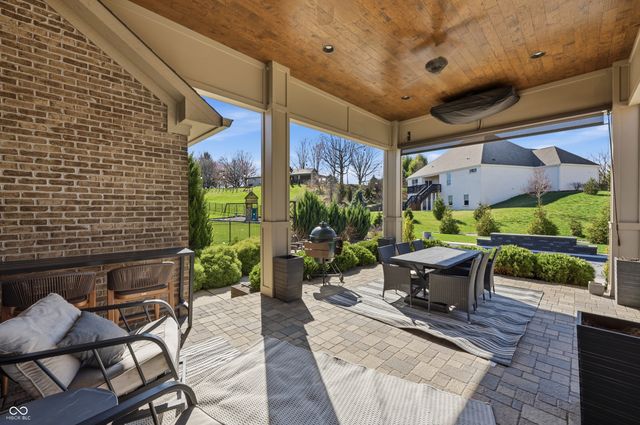 751 Willow Pointe South Drive, Plainfield, IN 46168