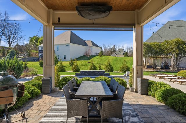 751 Willow Pointe South Drive, Plainfield, IN 46168