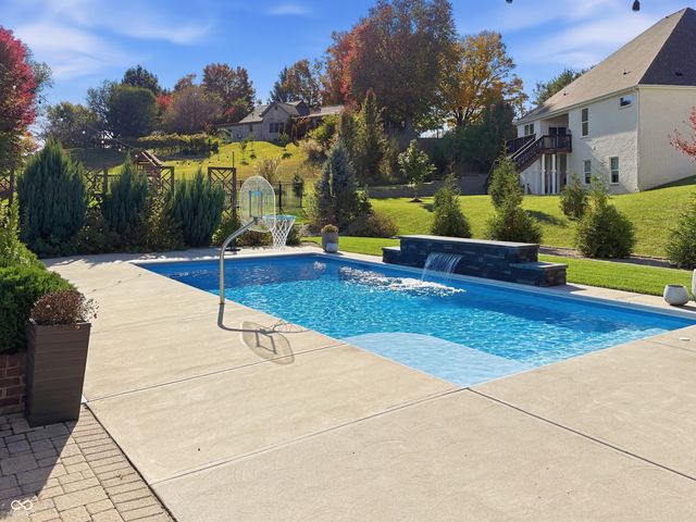 751 Willow Pointe South Drive, Plainfield, IN 46168