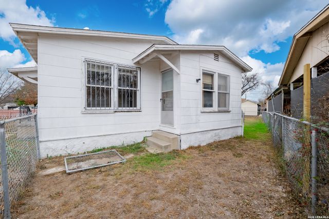 227 Southway Dr, San Antonio, TX 78225