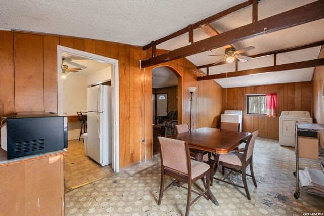 227 Southway Dr, San Antonio, TX 78225