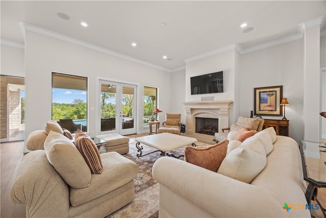 1410 E Creekview Drive, Salado, TX 76571