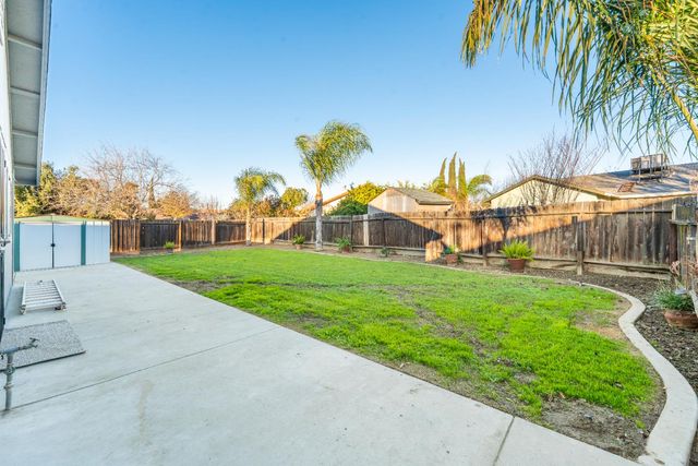 601 Oakridge Drive, Madera, CA 93637