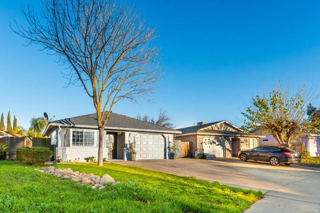 601 Oakridge Drive, Madera, CA 93637