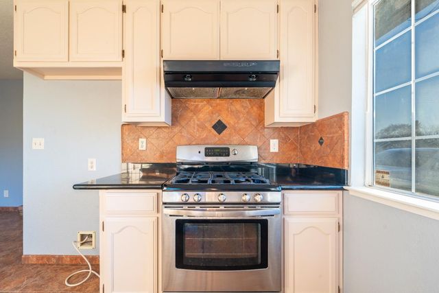 601 Oakridge Drive, Madera, CA 93637