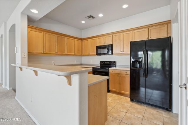 19475 N GRAYHAWK Drive 2091, Scottsdale, AZ 85255