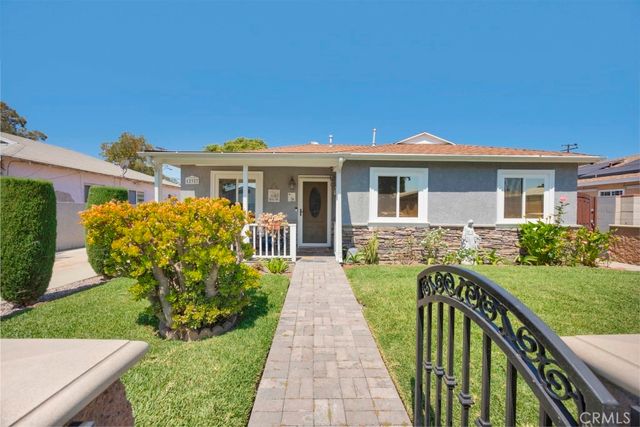 12327 Dunrobin, Downey, CA 90242