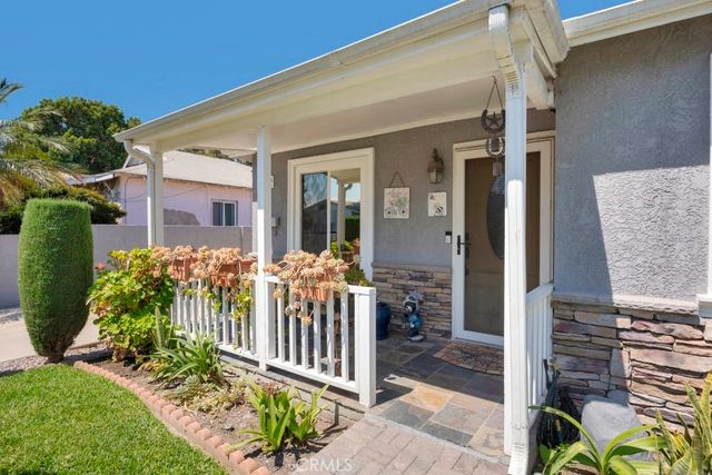12327 Dunrobin, Downey, CA 90242