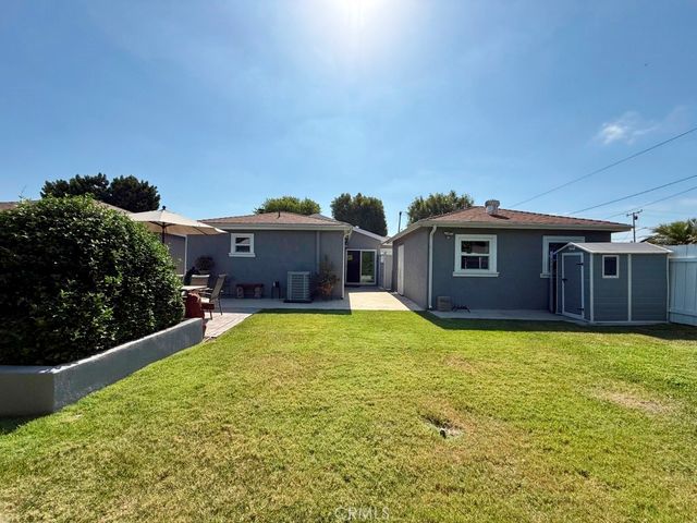 12327 Dunrobin, Downey, CA 90242