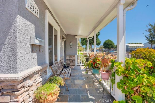 12327 Dunrobin, Downey, CA 90242