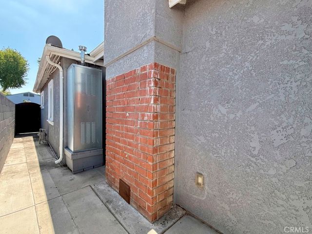 12327 Dunrobin, Downey, CA 90242