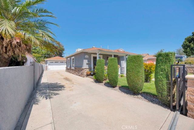 12327 Dunrobin, Downey, CA 90242