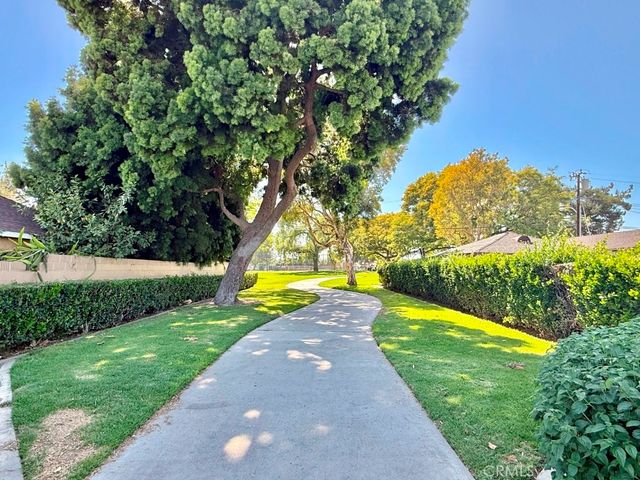 12327 Dunrobin, Downey, CA 90242