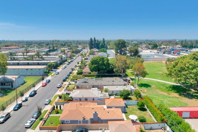 12327 Dunrobin, Downey, CA 90242