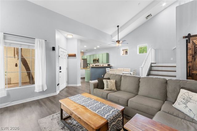 7876 Marbledoe Street, Las Vegas, NV 89149