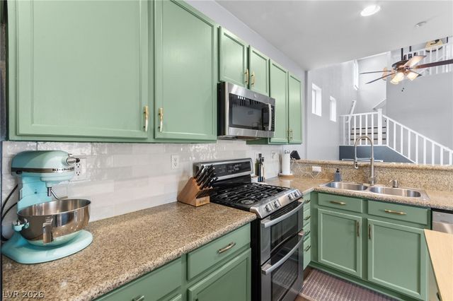 7876 Marbledoe Street, Las Vegas, NV 89149