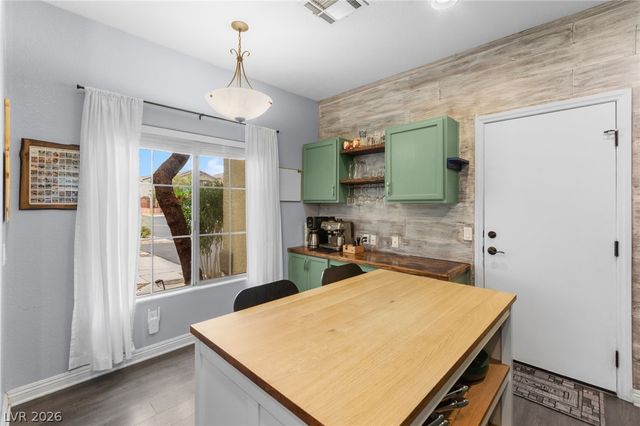 7876 Marbledoe Street, Las Vegas, NV 89149