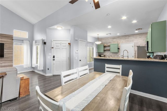 7876 Marbledoe Street, Las Vegas, NV 89149