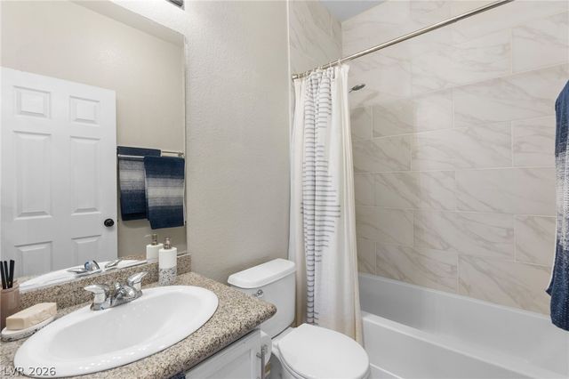 7876 Marbledoe Street, Las Vegas, NV 89149