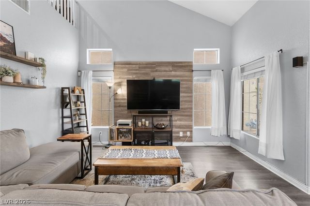 7876 Marbledoe Street, Las Vegas, NV 89149