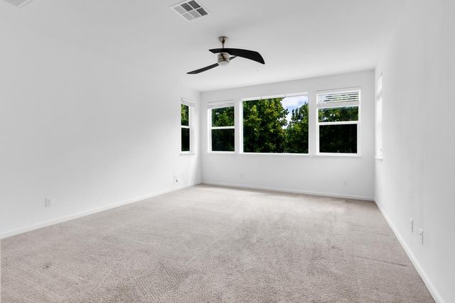 9749 Philta Way, Elk Grove, CA 95757