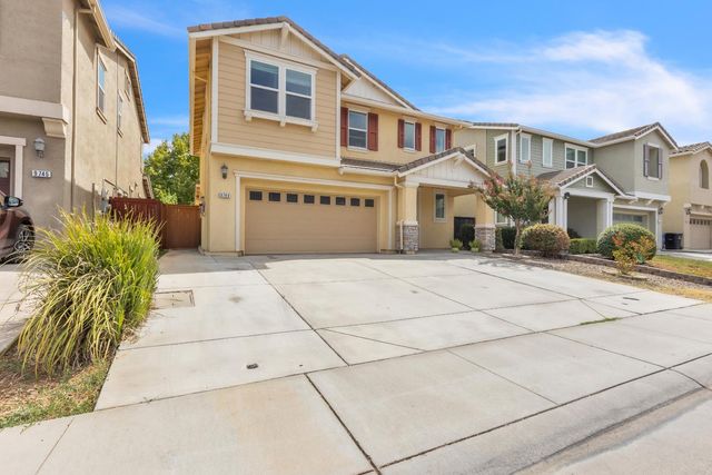 9749 Philta Way, Elk Grove, CA 95757
