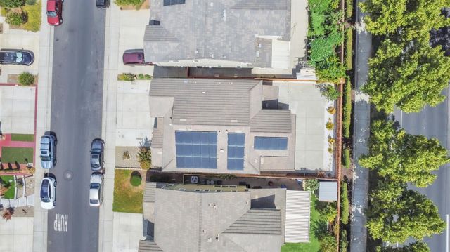 9749 Philta Way, Elk Grove, CA 95757