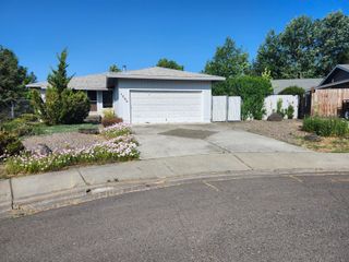 1588 Nordic Court, Medford, OR 97504