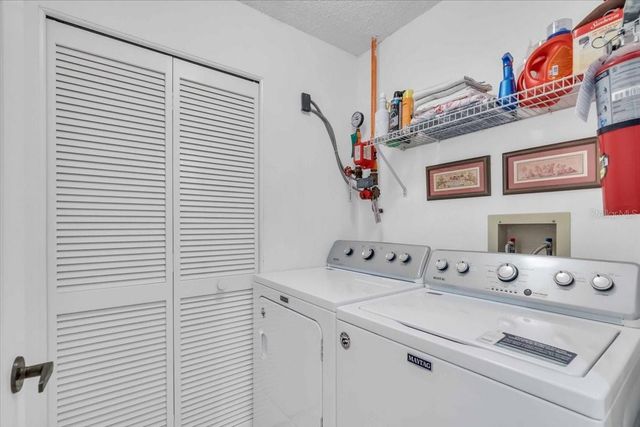 6807 STONE RIVER ROAD 204, Bradenton, FL 34203