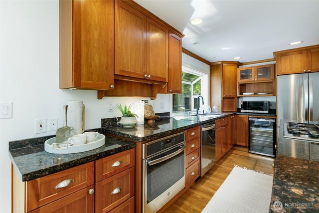 4434 137th Avenue NE, Bellevue, WA 98005