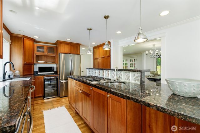 4434 137th Avenue NE, Bellevue, WA 98005