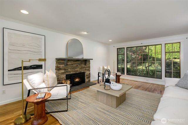 4434 137th Avenue NE, Bellevue, WA 98005