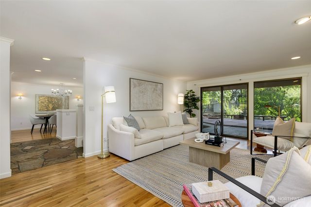 4434 137th Avenue NE, Bellevue, WA 98005