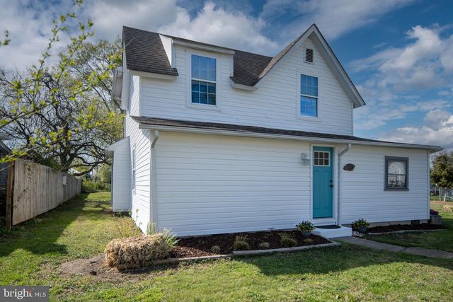 319 MARSHALL, Colonial Beach, VA 22443