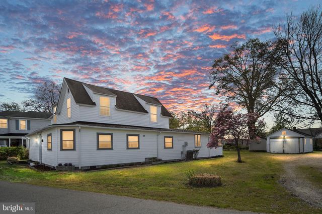 319 MARSHALL, Colonial Beach, VA 22443
