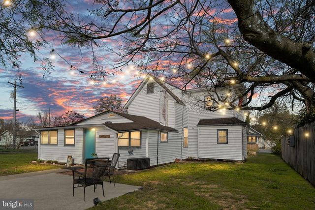 319 MARSHALL, Colonial Beach, VA 22443