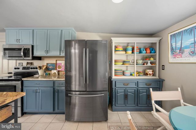 319 MARSHALL, Colonial Beach, VA 22443