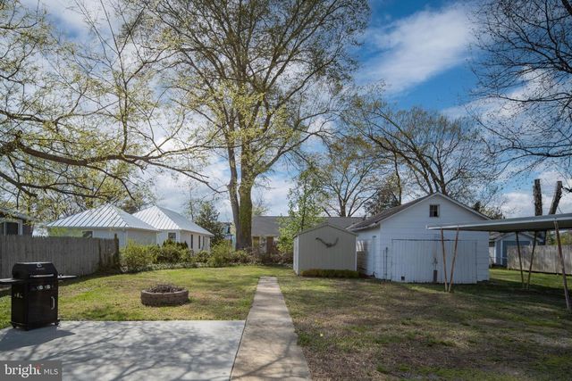 319 MARSHALL, Colonial Beach, VA 22443
