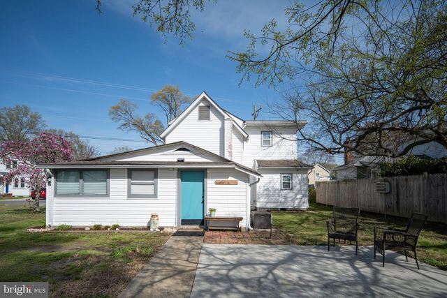 319 MARSHALL, Colonial Beach, VA 22443