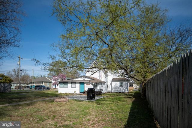319 MARSHALL, Colonial Beach, VA 22443
