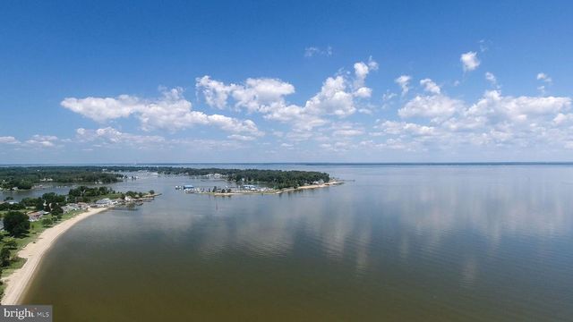 319 MARSHALL, Colonial Beach, VA 22443