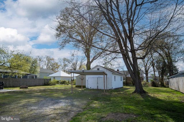 319 MARSHALL, Colonial Beach, VA 22443
