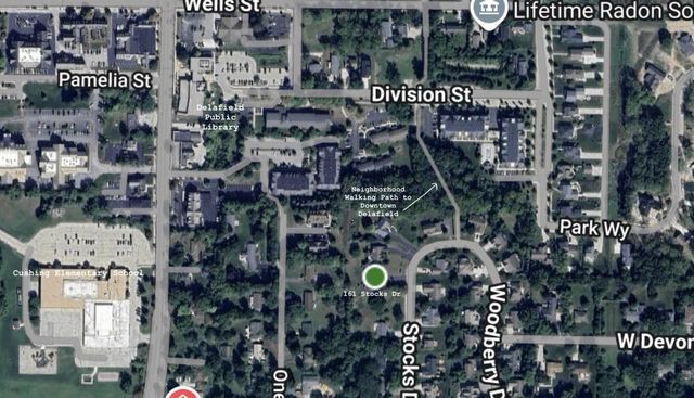 351 Stocks DRIVE, Delafield, WI 53018