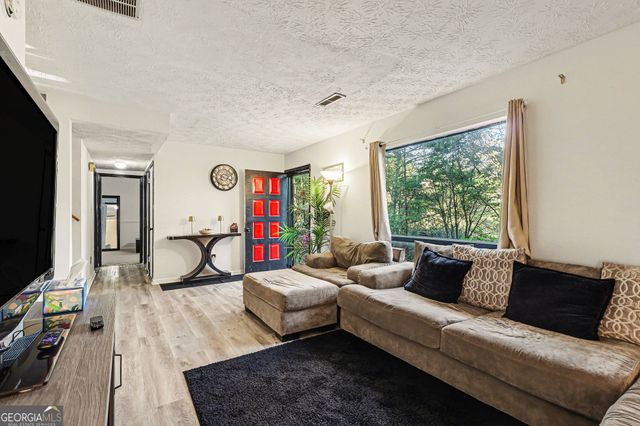 3808 Shane Court, Ellenwood, GA 30294