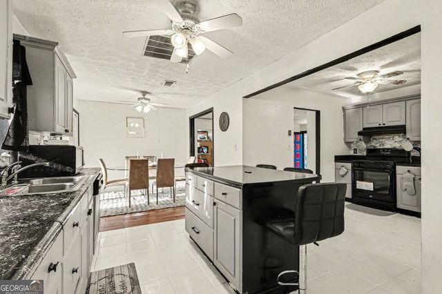 3808 Shane Court, Ellenwood, GA 30294