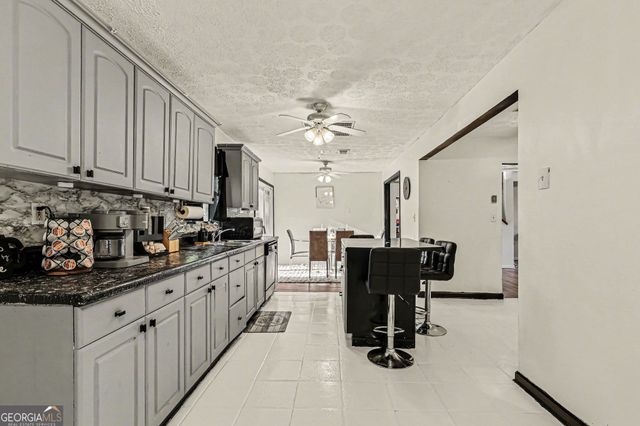 3808 Shane Court, Ellenwood, GA 30294