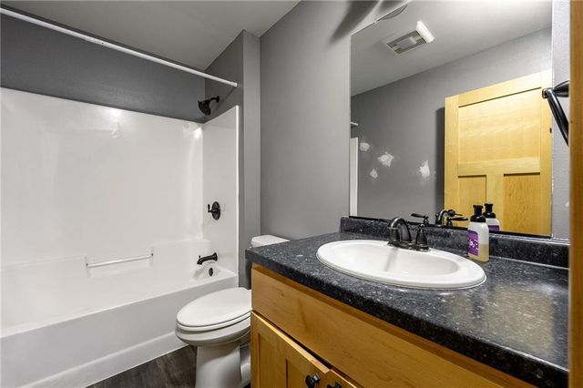 2352 St Andrews Drive, Altoona, WI 54720