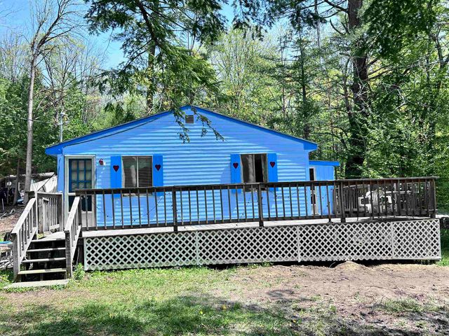 1 Spring Street, Hillsborough, NH 03244